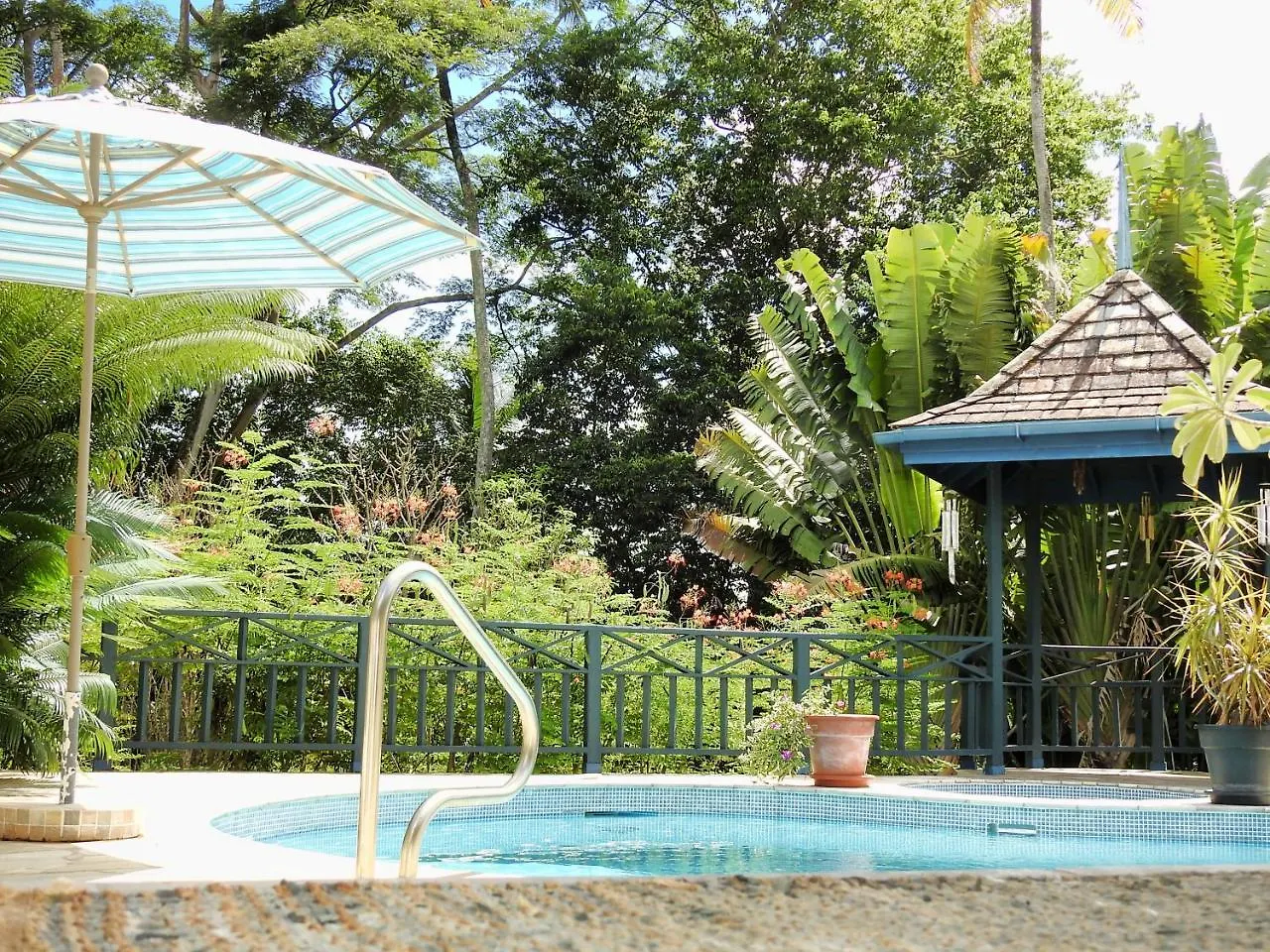 Vila Mock Turtle Plymouth 0*,  Trinidad a Tobago